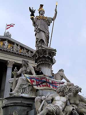 tribunal auftakt parlament